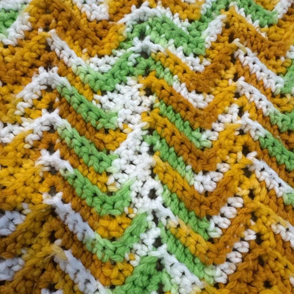 VTG Grandma Made Chevron Afghan Sofa Throw Blanket Zigzag Mustard Green Acrylic